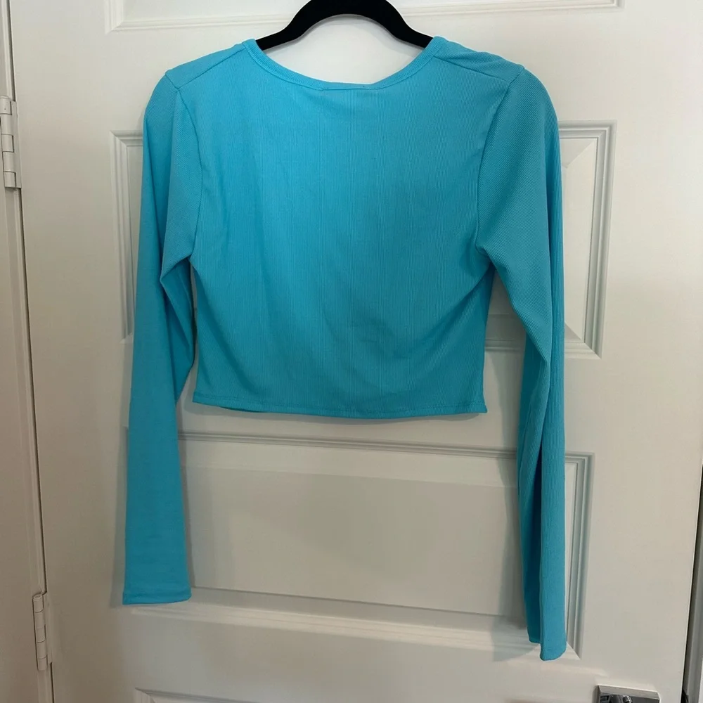 NWT Zara Long Sleeve Crop Top - Picture 2 of 3